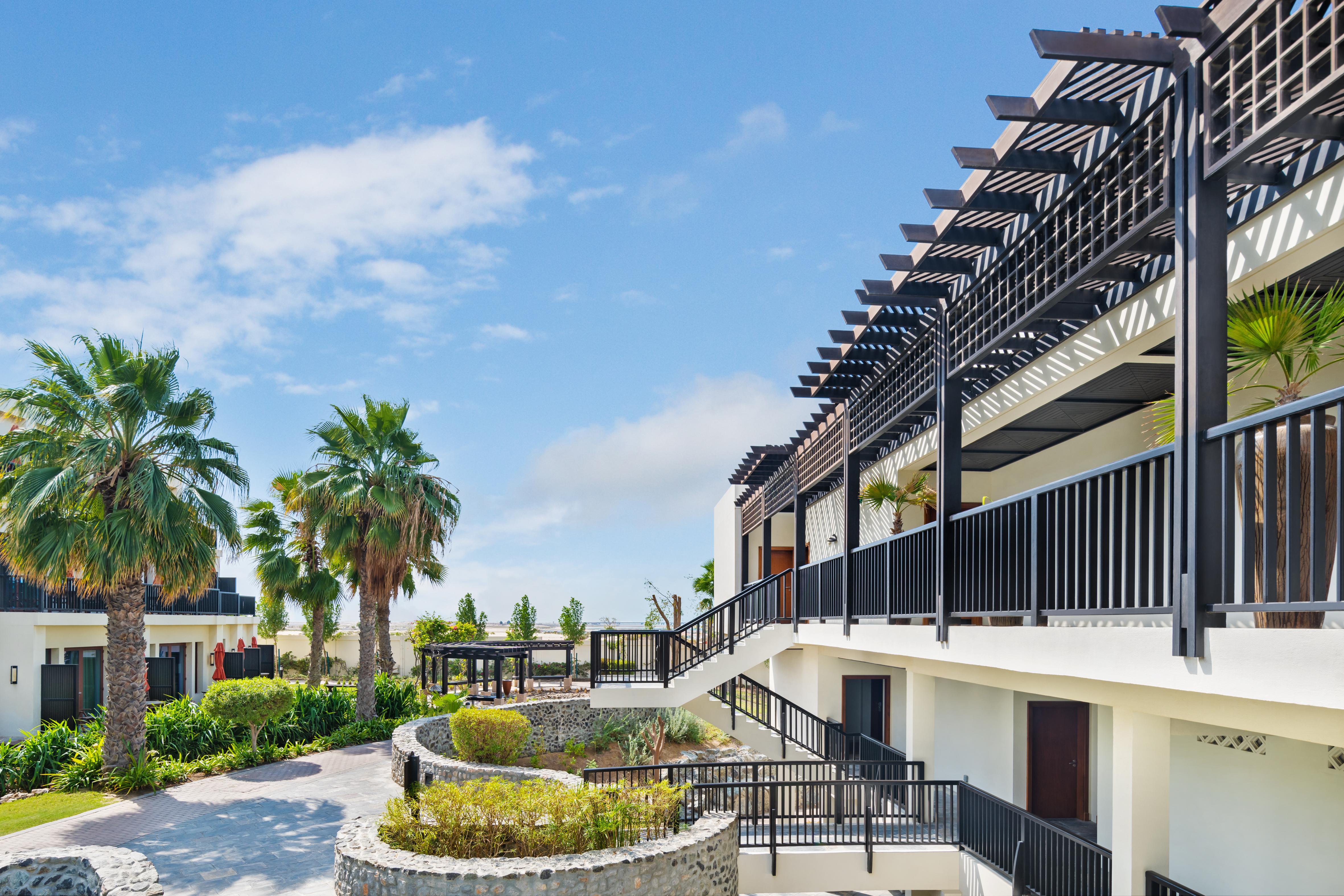 Ja Palm Tree Court, Resort Dubai