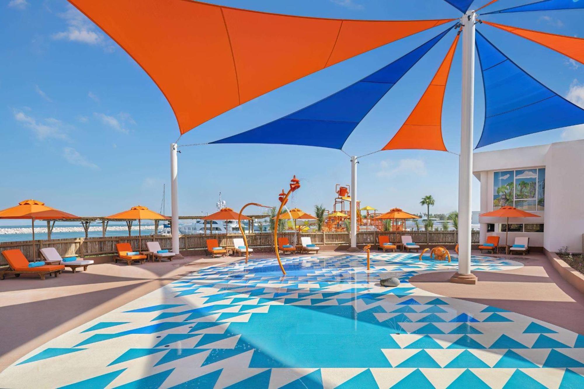 Ja Palm Tree Court, Dubai