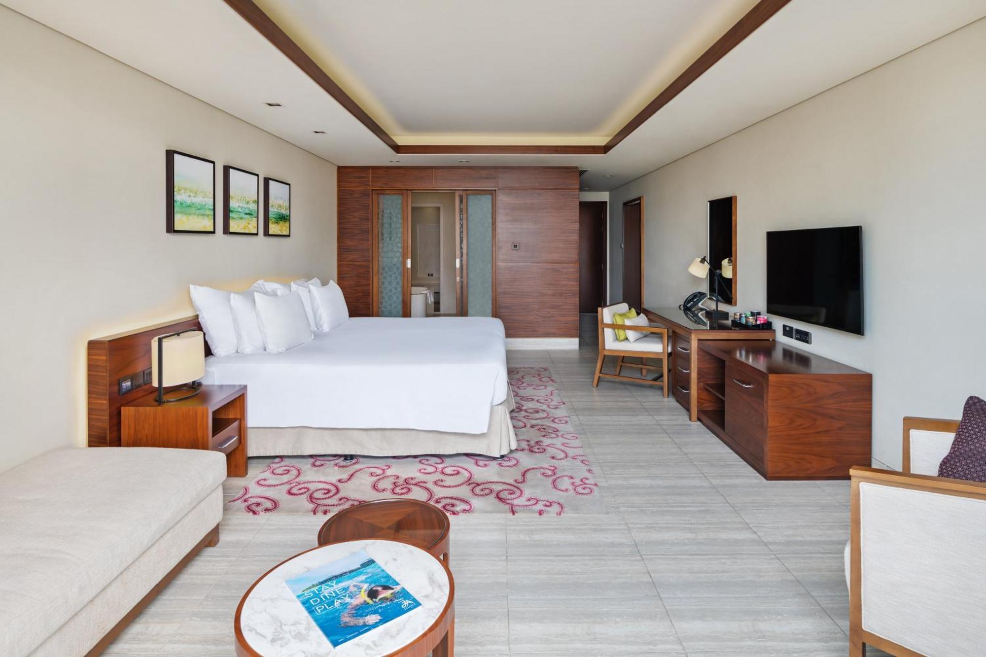 Ja Palm Tree Court, Dubai